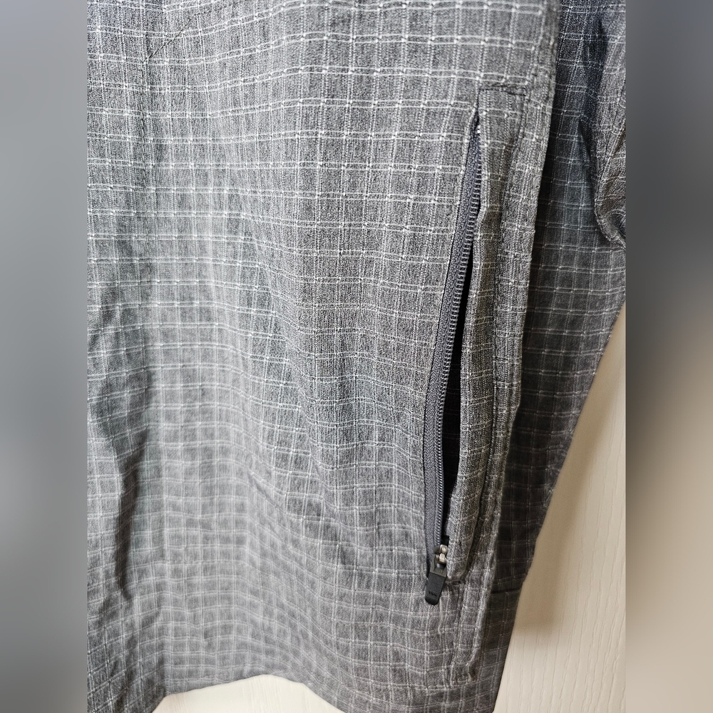 Prana Men's Garvan Long-Sleeve Button-Down Shirt, Charcoal, MED - Picture 8 of 15